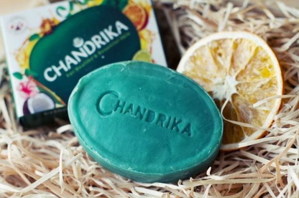 mydlo-chandrika-125g-na-problemy-dermatologiczne_big.jpg