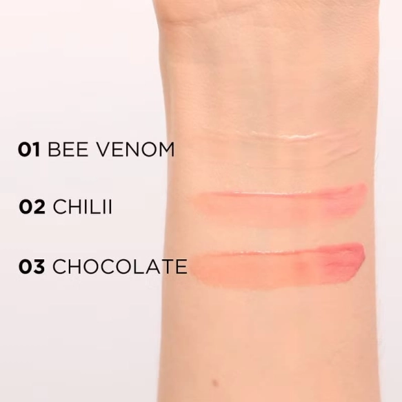 Блеск для губ с эффектом увеличения Eveline Oh! My Lips Maximizer Чили