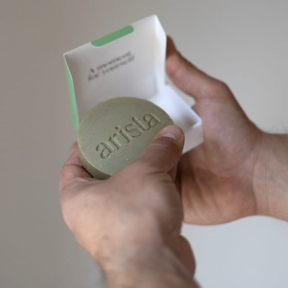 5ajurwedyjski-szampon-przeciwlupiezowy-w-kostce-80g-arista-ayurveda.jpeg