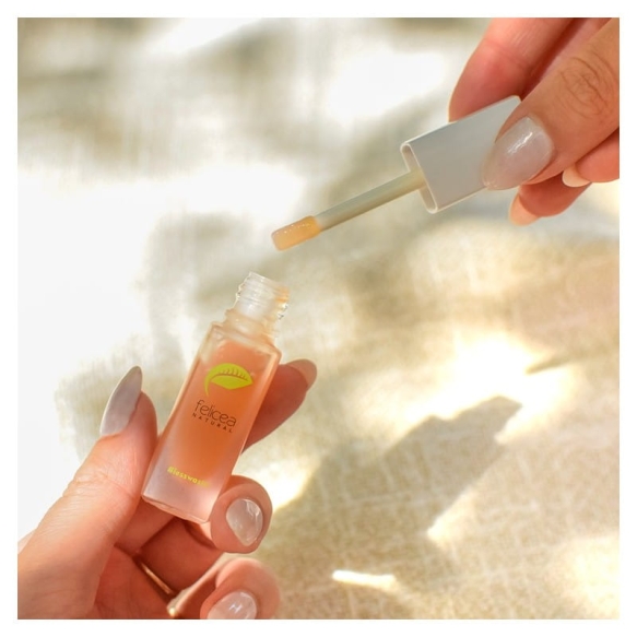 naturalne-serum-do-ust-anti-aging-numer-332-nugat-41g-felicea (1).jpg