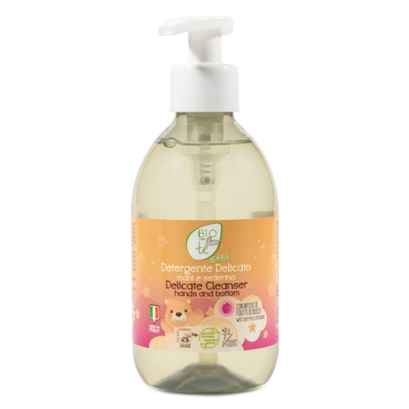 delikatny-plyn-do-mycia-twarzy-rak-i-higieny-intymnej-dla-dzieci-i-niemowlat-300ml-pierpaoli-bioconte-baby.jpg