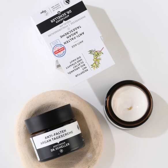 dr-scheller-anti-falten-gesichtscreme-argan (2).jpg