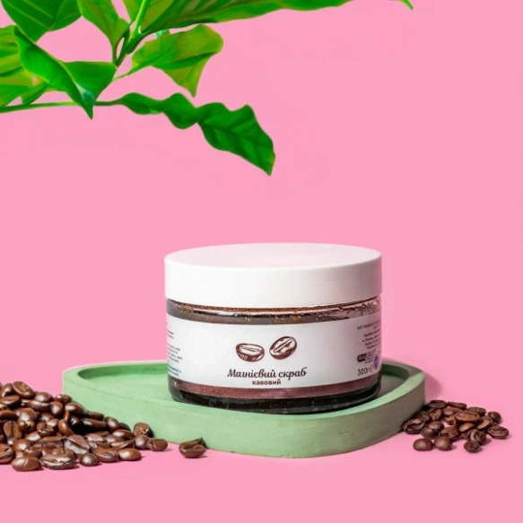 magnesium-coffee-scrub-1000px_optimized_jpg.webp