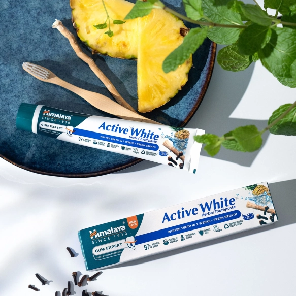 Active-White-1-square.webp
