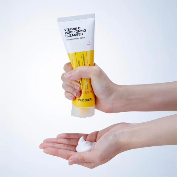 MEDIHEAL-Vitamin-C-Pore-Toning-Cleanser-120ml-8809936743201-3.webp