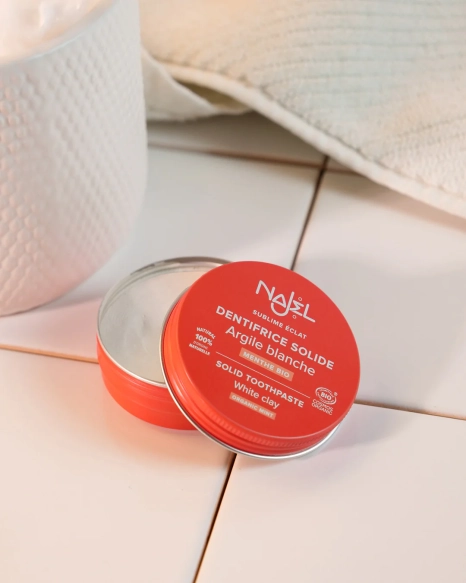C-DEN02NJ_dentifrice_argile_2_3000x.webp