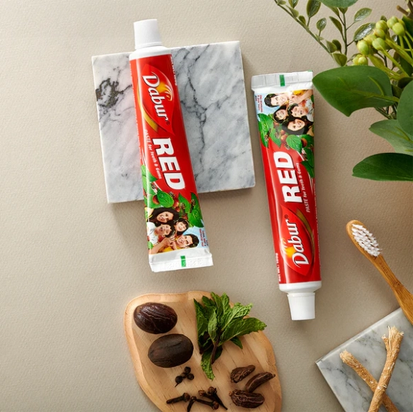 Pasta do Zębów z Wyciągiem z Goździków Red, DABUR, 100ml